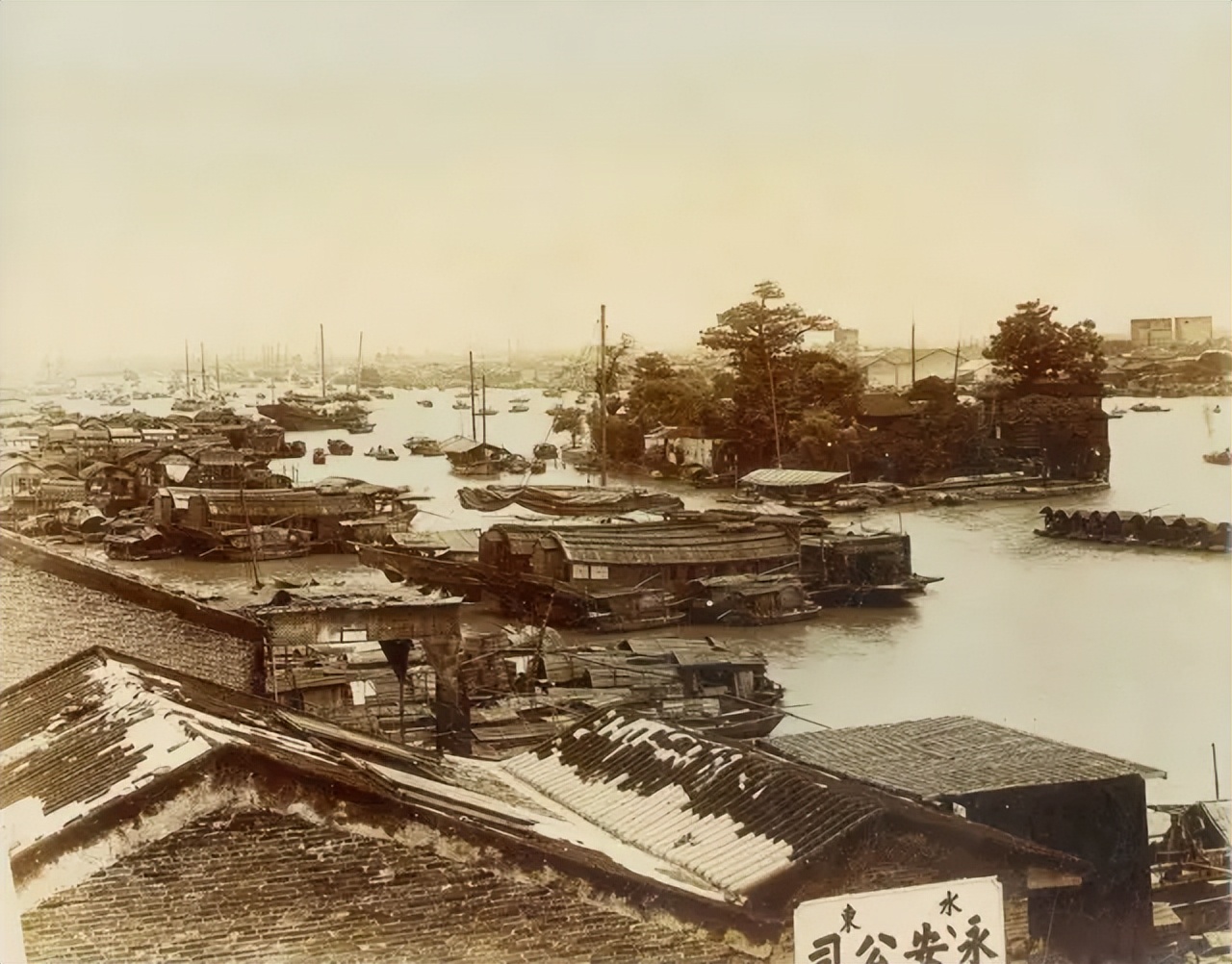 太罕见了!150年前"老广州" 모습