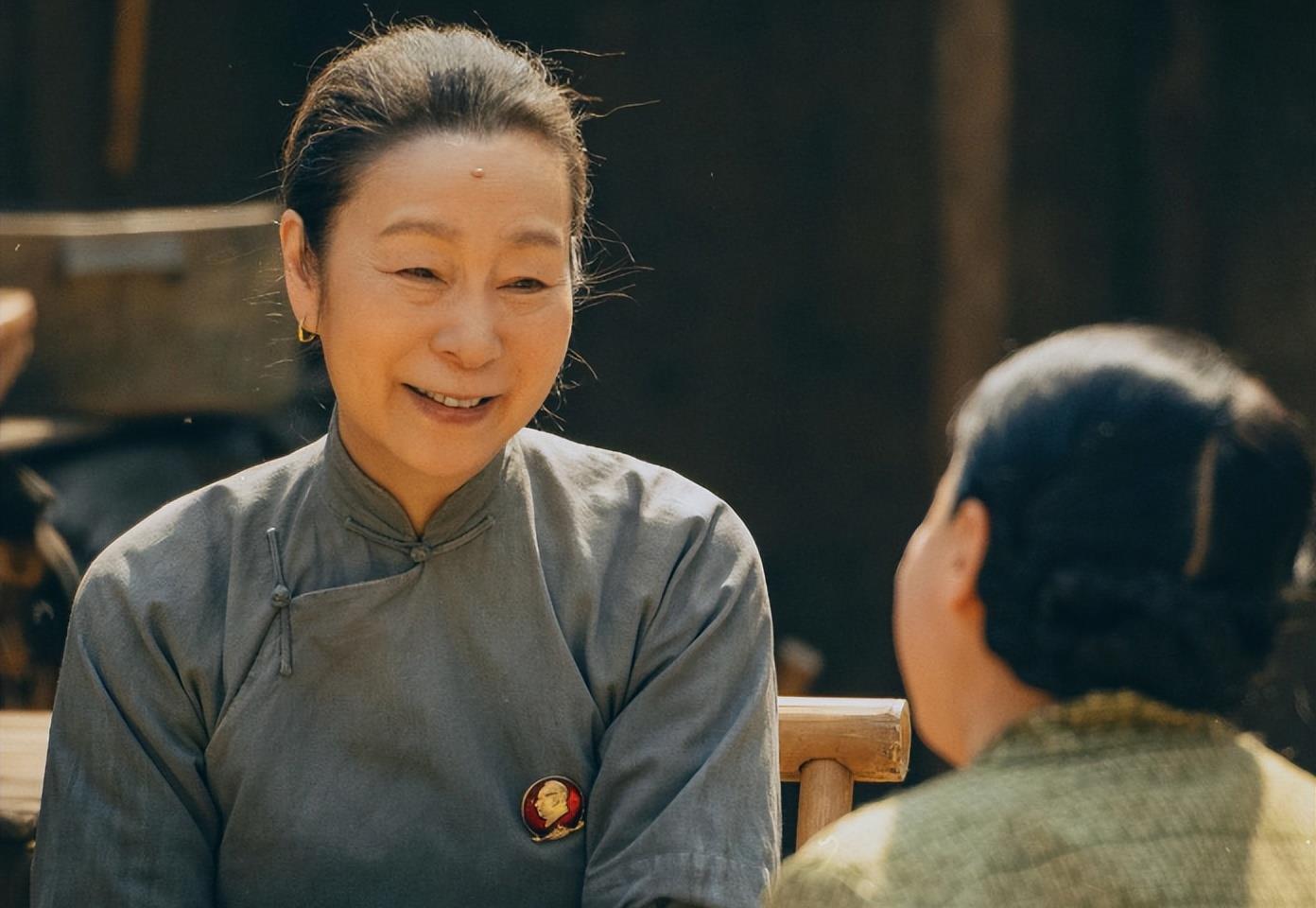 没想到2月还未结束,国家级演员奚美娟便为影视行业带来震撼