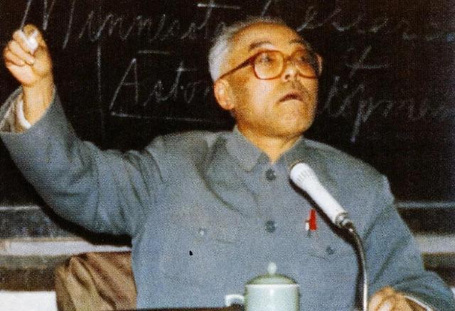 传奇院士卢鹤绂,土匪和红卫兵都能处,临终遗憾:爱因斯坦错了