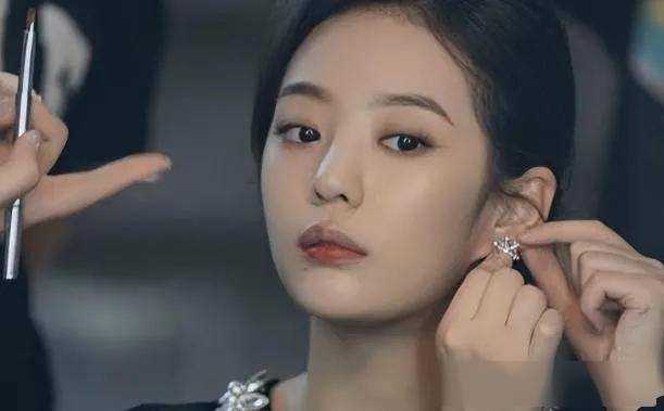 看短剧女王徐艺的真正逆袭路