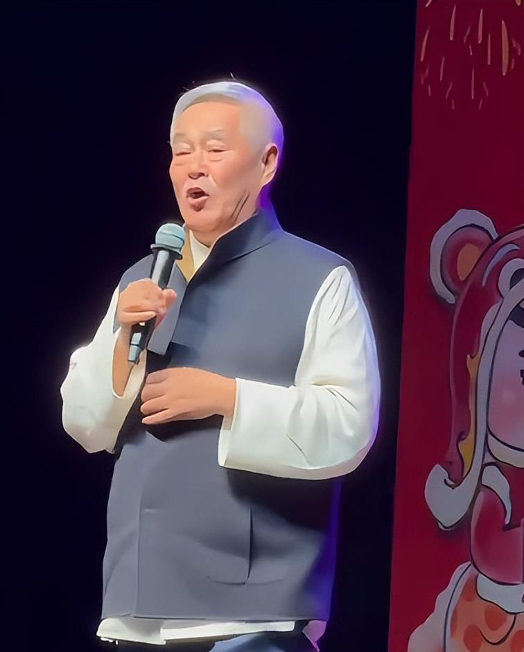 再掀解约风波,赵本山弟子曝小沈阳已脱离,王晓曦观点引发热议!