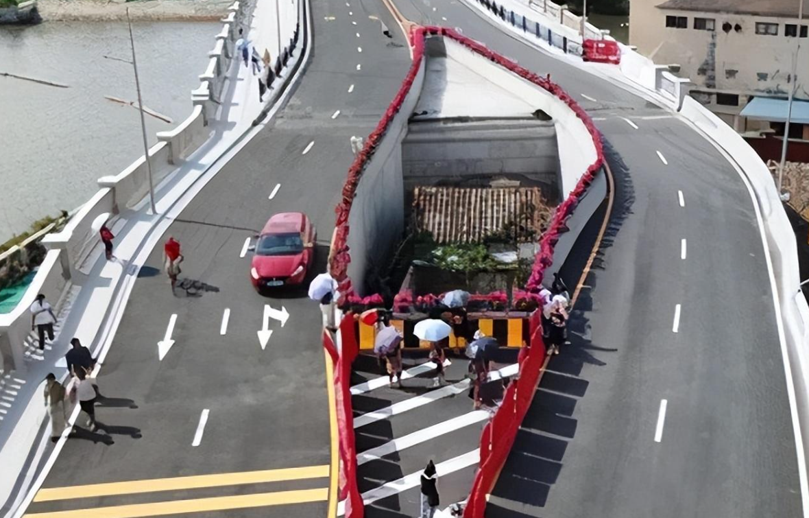 苦撑10余年,让立交桥开天眼的最牛广州钉子户,现成为网红打卡点