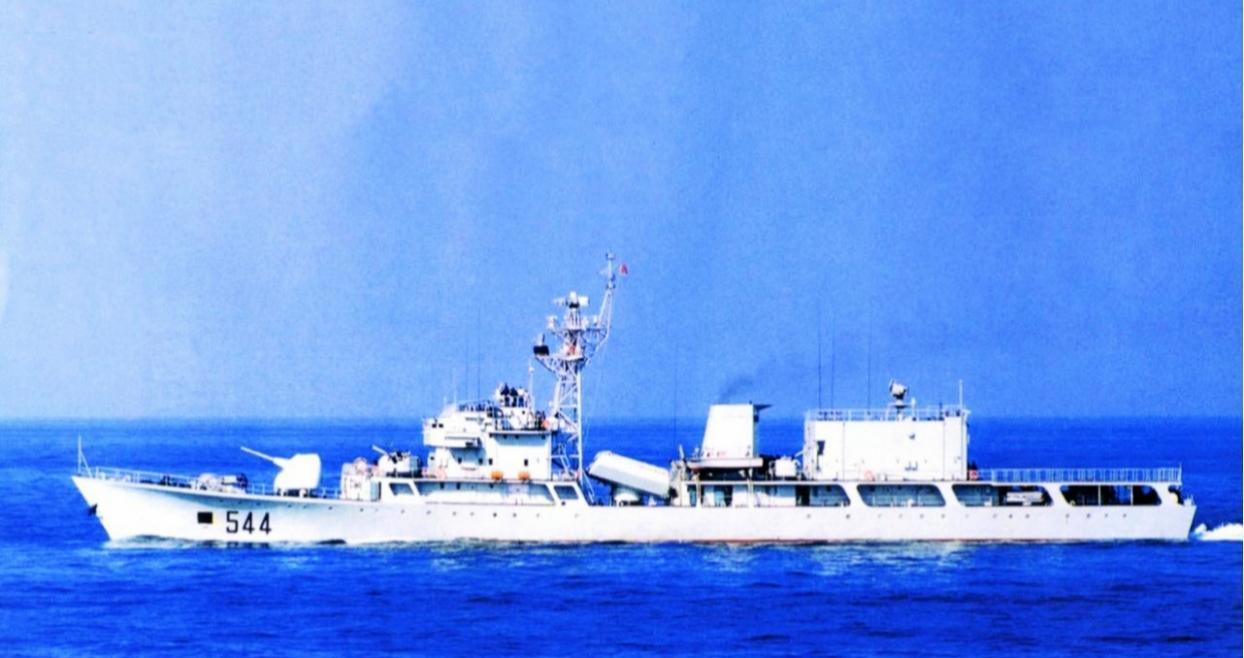 当年紧急建造,如今成为海军主力,053h护卫舰的多样化发展历程