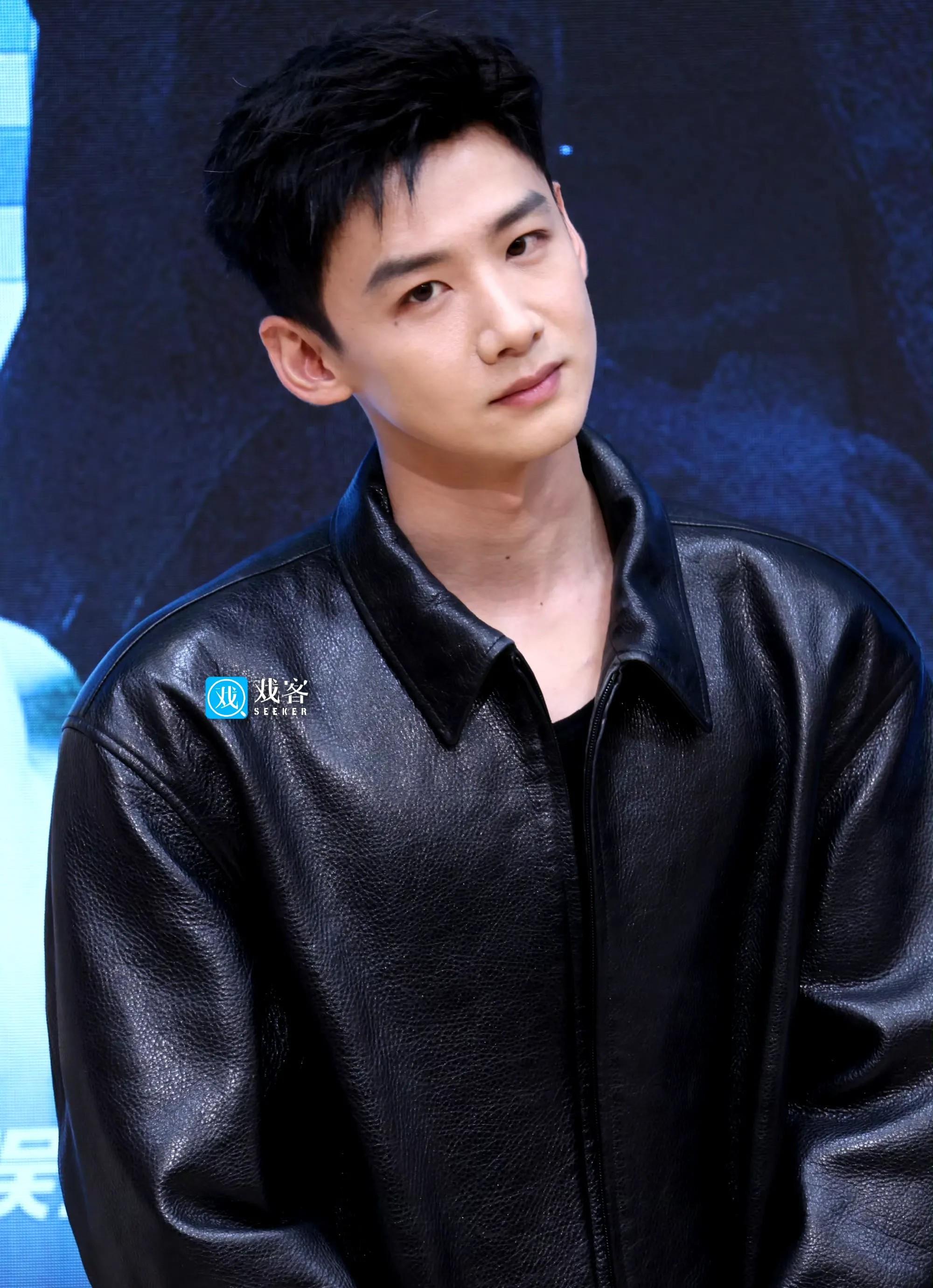 男艺人的颜值至关重要,白敬亭与王鹤棣的差距显而易见