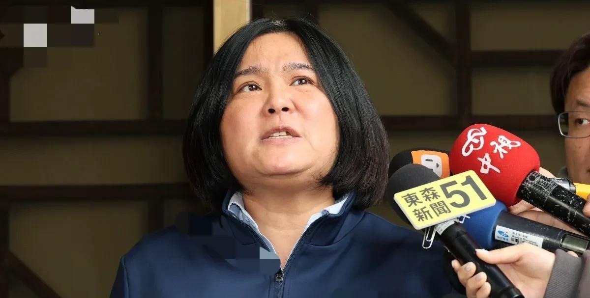 青鸟崩溃!罢团首败,恭喜陈玉珍守住金门