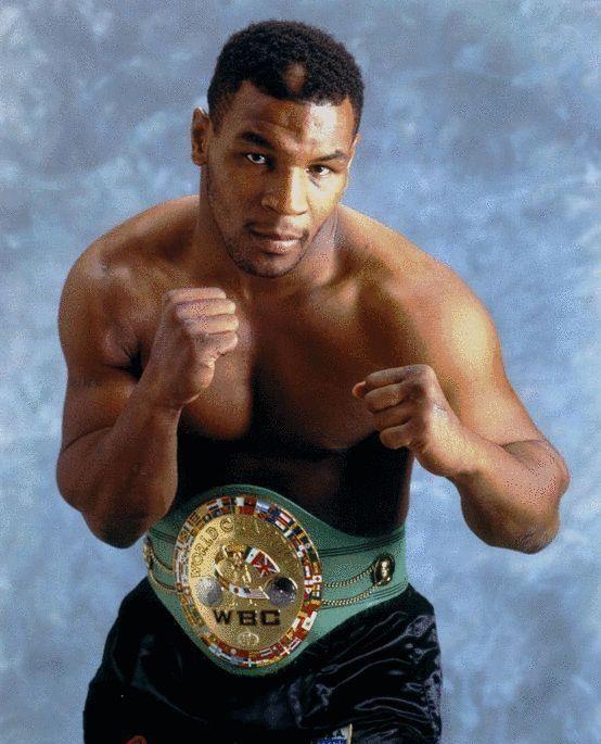 1992年拳王泰森入狱:勾上女狱警,趁天黑约会,3年后出狱一脚蹬