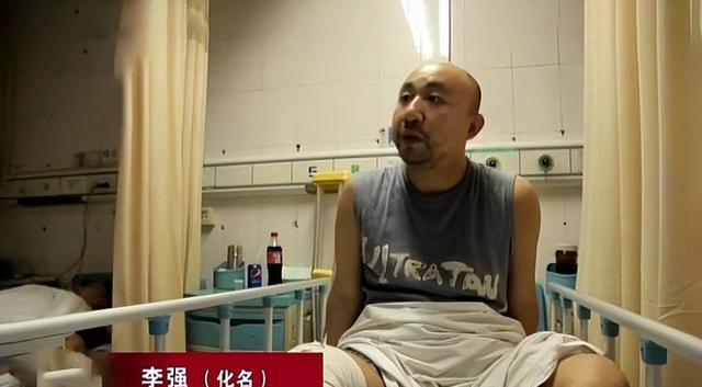 2016年,男子腿部中弹,深夜求医后,医生的一番话,让他立即报警
