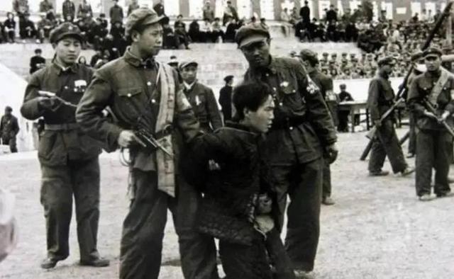 功德林被枪毙的五个战犯
