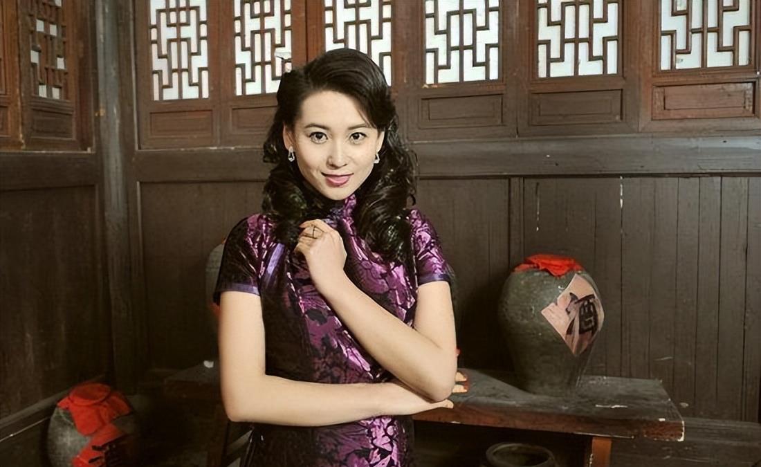 杨紫的角色被替换,宁丹琳在地下室遭到袭击,她如今的去向如何?