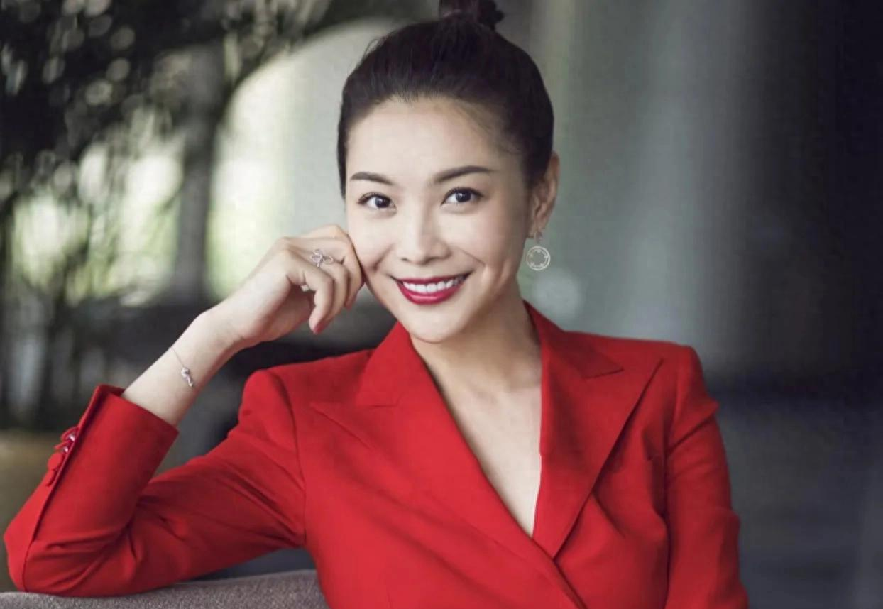 栗坤从北京卫视名嘴到耐看娱乐ceo的华丽转身