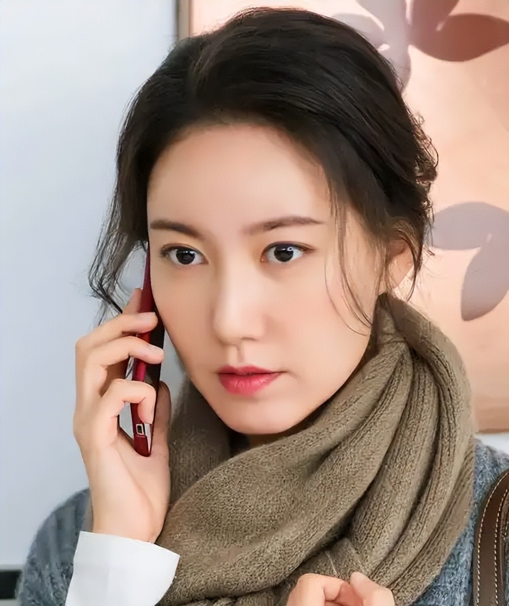 高露最漂亮,温柔贤惠,惊艳整个青春