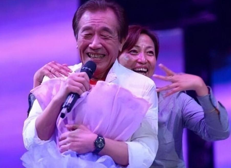 歌王张帝再娶小33岁妻子,婚姻生活幸福13年
