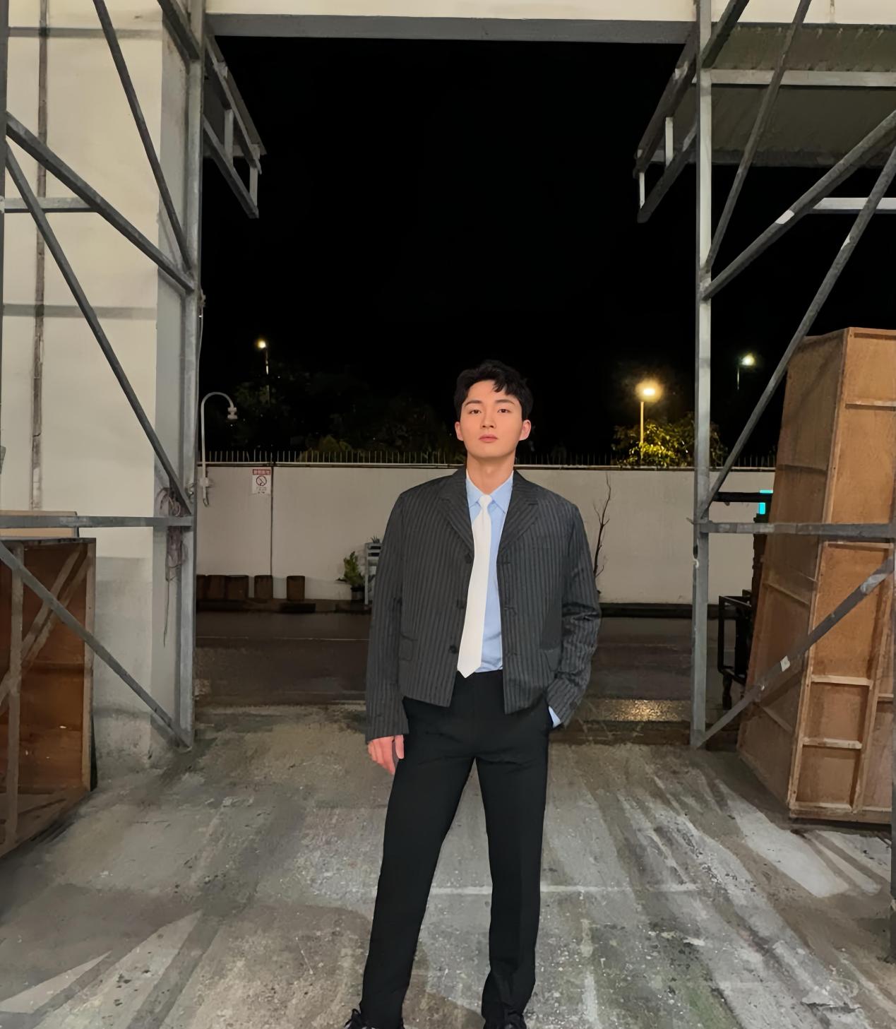 周嘉洛:告别"星爷",他要寻找自己的路