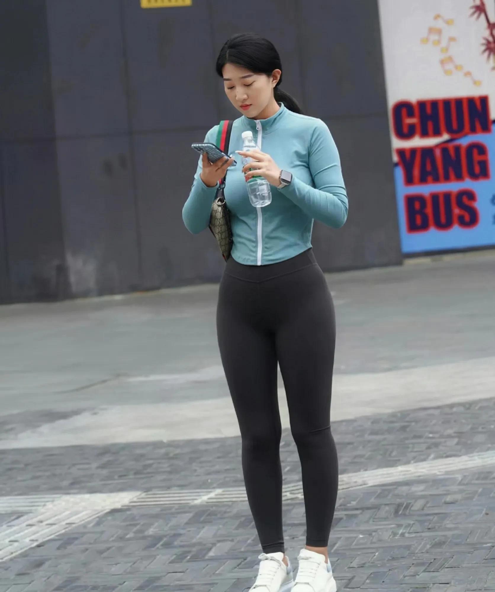 健美后期（健美前后对比） 健美后期（健美前后对比）《健美前后对照图片大全》 健身健美