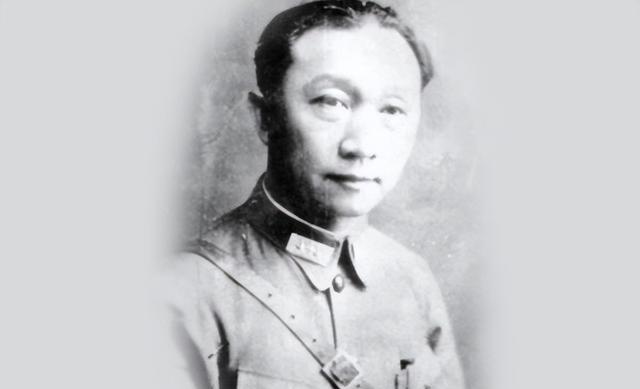—滇军龙云卢汉军事集团兴衰史