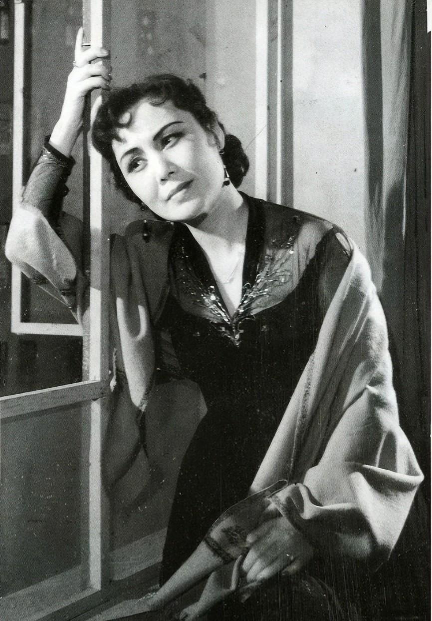 影星白杨经历三次婚姻,两次离婚!前夫先娶童葆苓,后夫娶周小燕