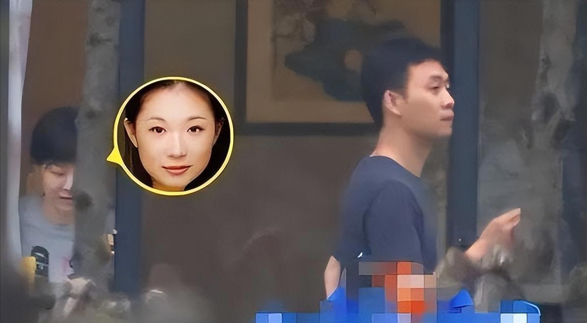 演员张译:与二婚妻子钱琳琳携手19年,恩爱如初无儿无女