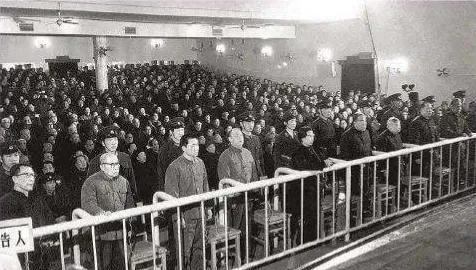 —揭秘"四人帮"成员王,张,江,姚最终的人生结局