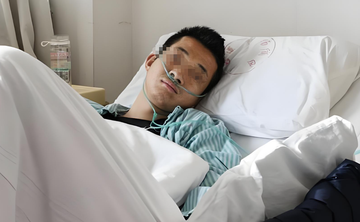 虚构:丈夫患病卧床,妻子与公爹赴外地打工谋生,无奈住在一起