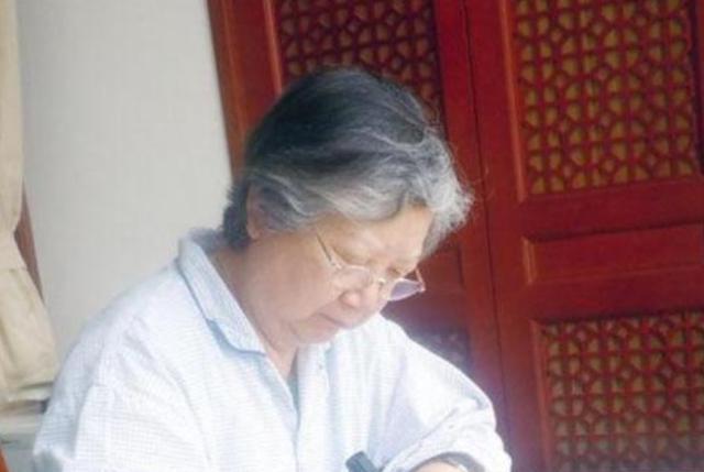 1962年,刘思齐再婚嫁给杨茂之,婚礼上红娘刘震被奉为座上宾