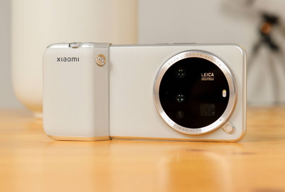 米粉许愿，雷军听劝，小米真造出了一款M43画幅相机！