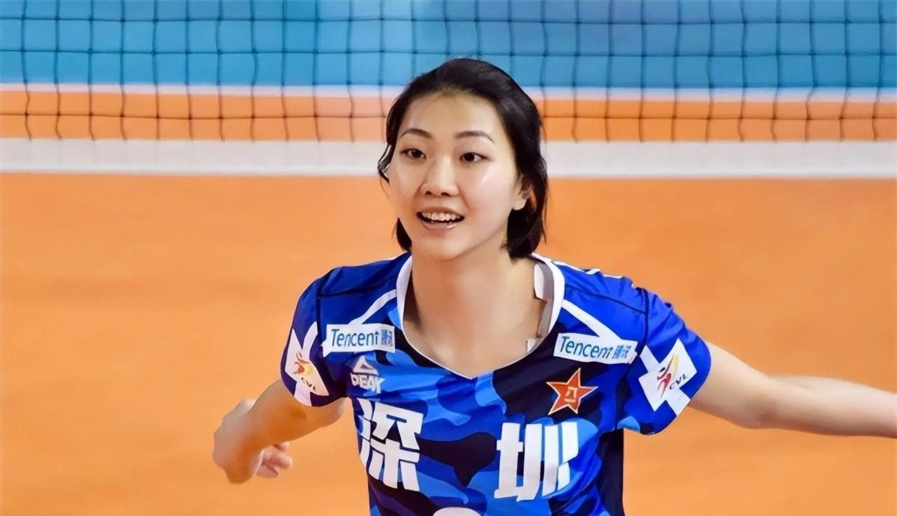 袁心玥:在八一队时饮水机无人关注,被郎平发现成为世界级副攻!