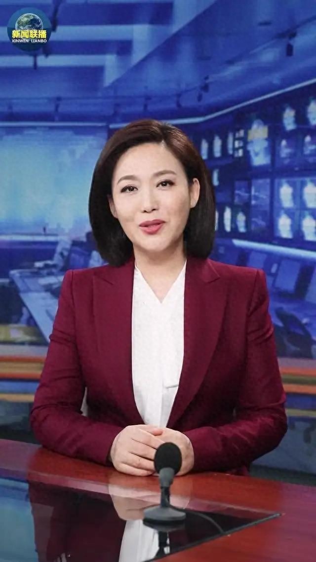 新闻联播主持人郑丽老公是谁(新闻联播新女主播郑丽老公是谁)