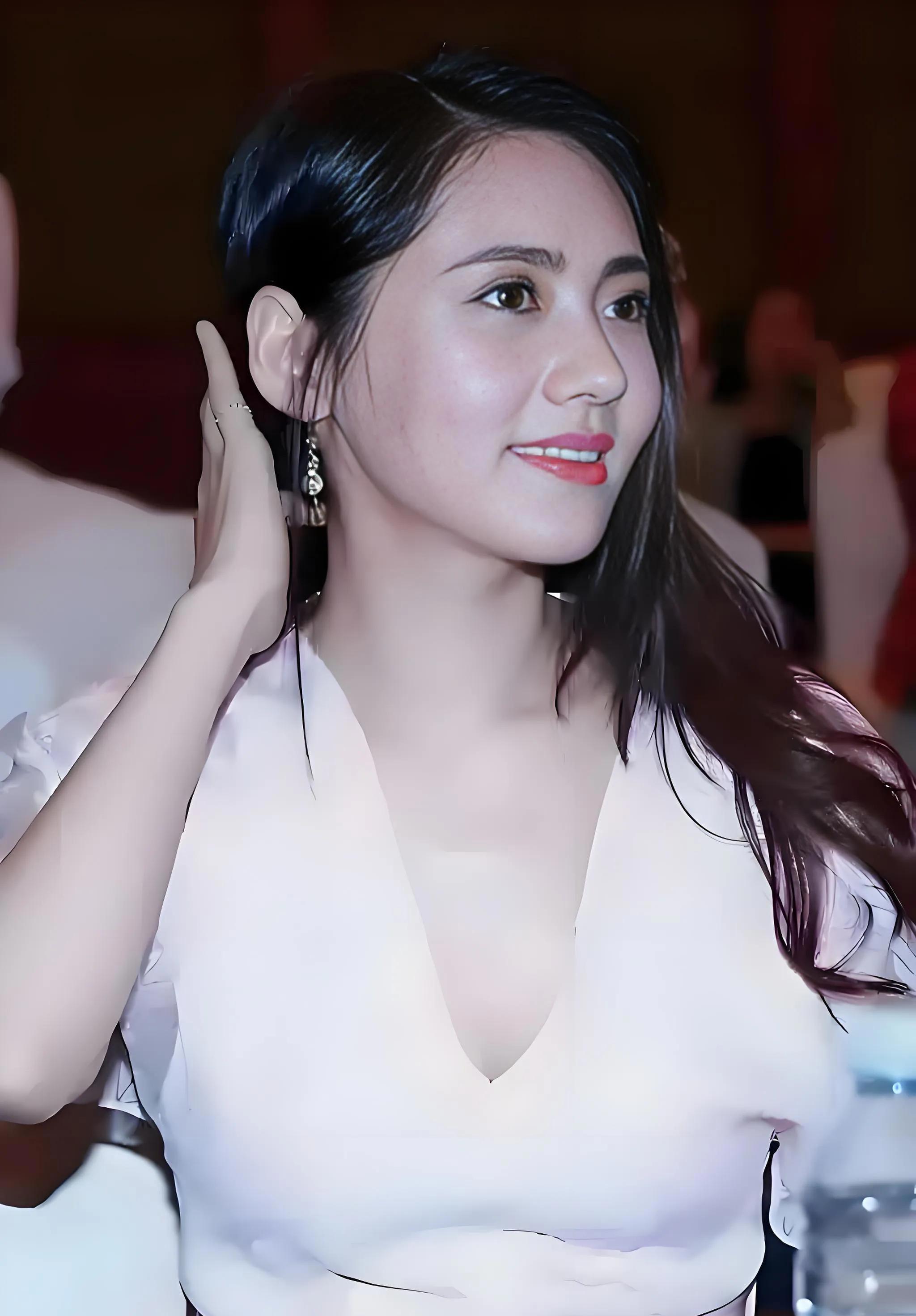 丈夫频频传出婚外情,45岁仍想要二胎,秋瓷炫究竟在追求什么?