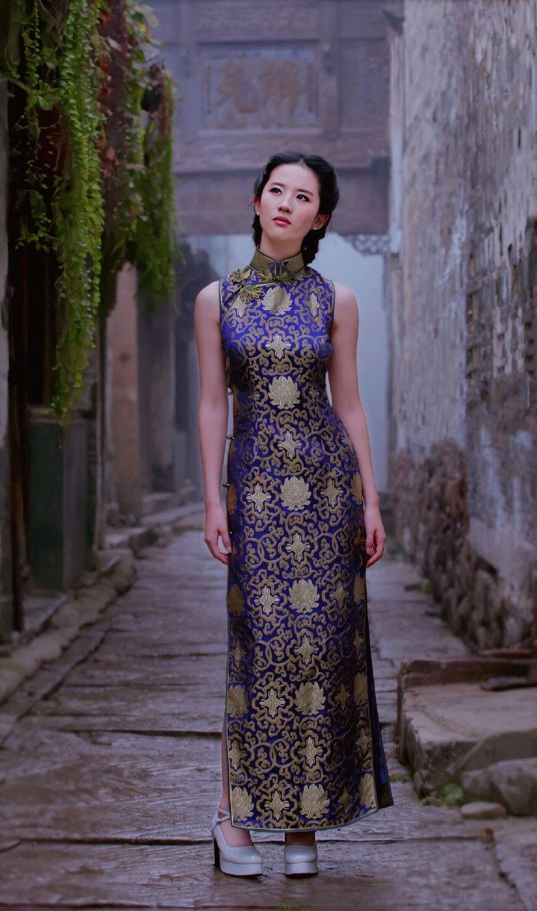 女明星们都爱穿旗袍,谁的旗袍造型最让你心动