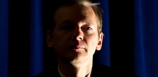 维基解密曝光中国内奸名单,阿桑奇走斯诺登之路,结局不会如此