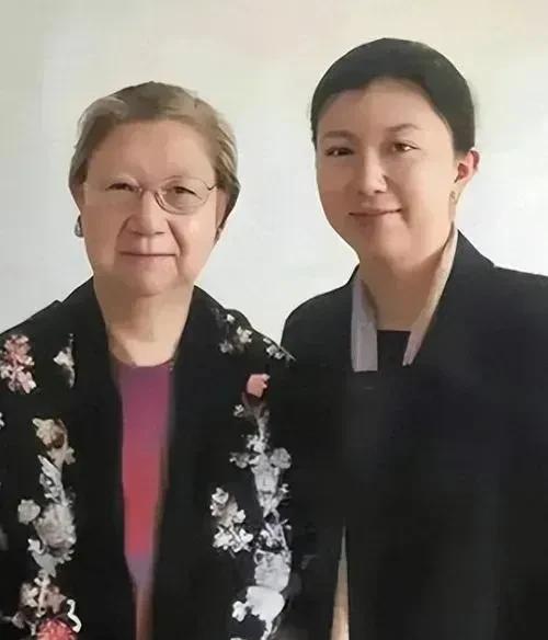 刘思齐"四个子女"的私人相册,难得一见!