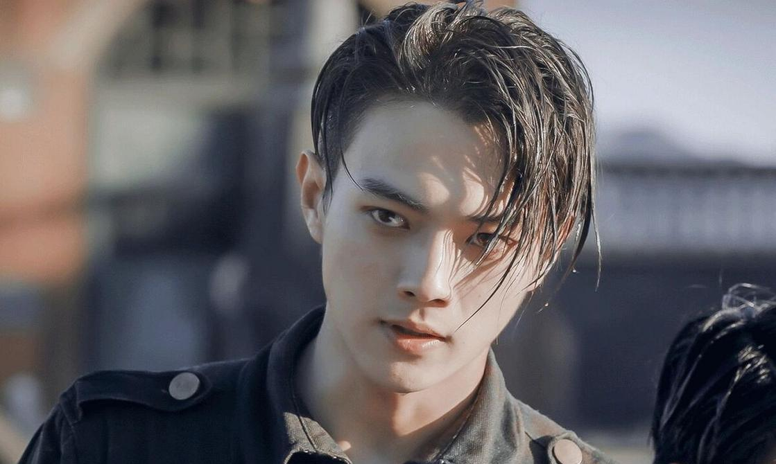 于正师徒制"骗局"被扒许凯"卖身"10年被榨干,陈晓也被坑惨