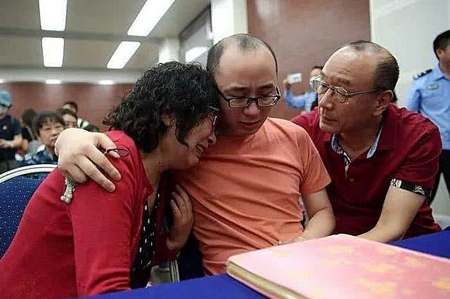 西安"打拐妈妈":曾助29个孩子找到家,第30个孩子是自己的孩子