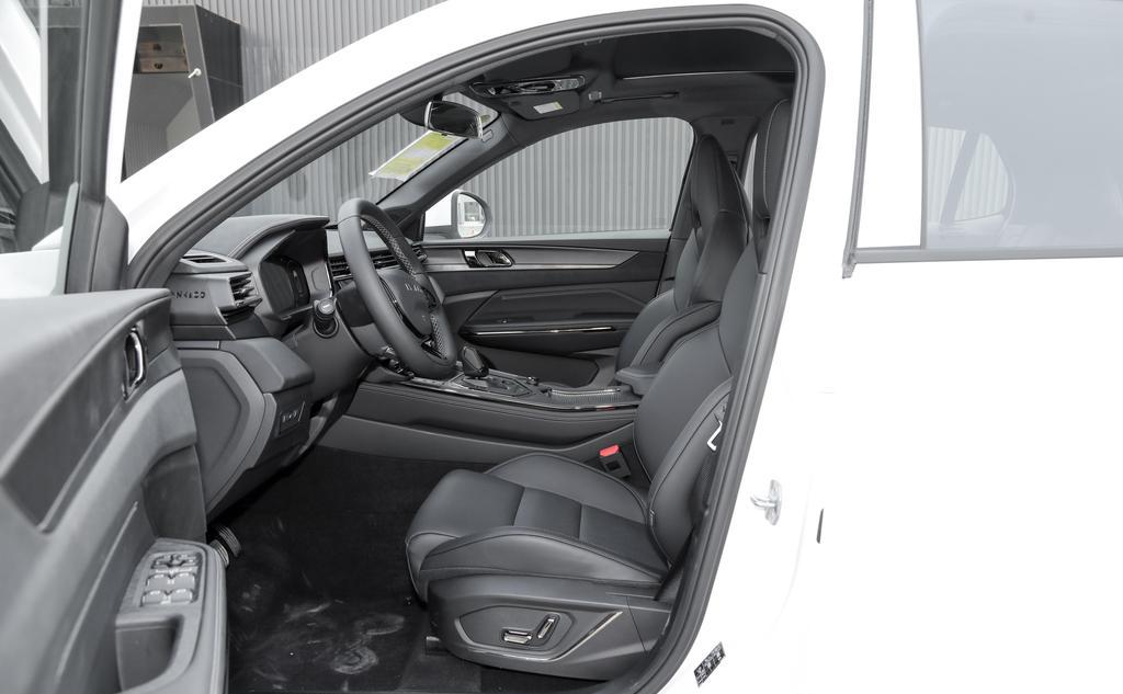 自动挡m挡加减号功能揭秘!正确使用时机与操作技巧详解