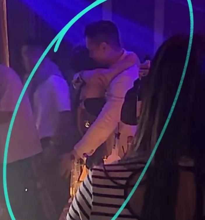 胡杏儿老公夜店狂欢,摸臀贴脸抚胸,模范夫妻形象破碎