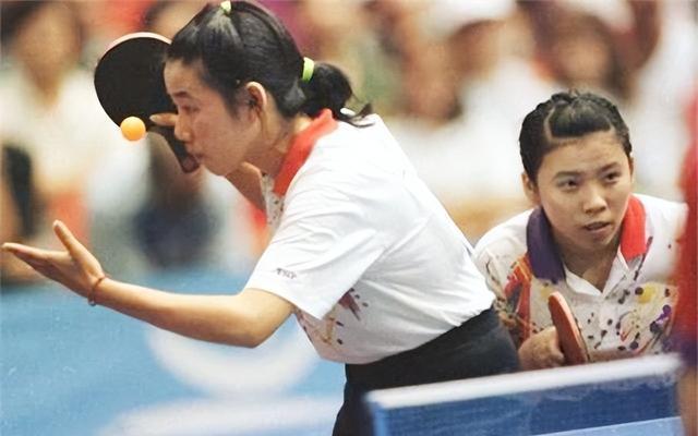 邓亚萍搭档乔红:退役后成王楠教练,如今54岁,结婚后不显老