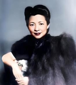 民国名媛唐瑛真的美吗?翻看老照片后,才知道什么叫艳冠群芳