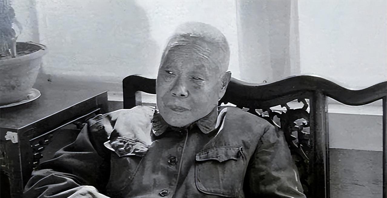 清代太监孙耀庭讲述:妃子洗澡从不使用双手,这让他感到一种羞辱