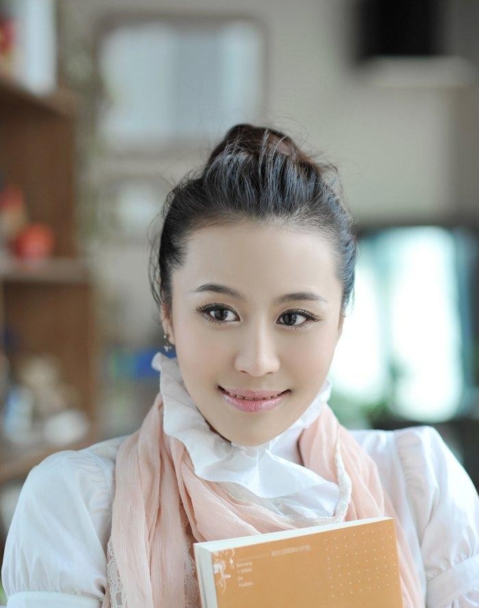 演员张宁益,与马琳离婚后,再嫁金融学霸,移居海外的她现状如何