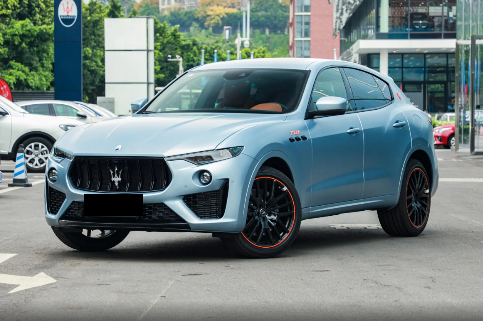 零百加速6秒,中大型suv定位,玛莎拉蒂levante gt ultima上市