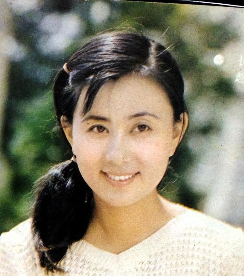 赵雅珉近况:曾为日本著名设计师,现生活朴素,儿子陈赫令她自豪