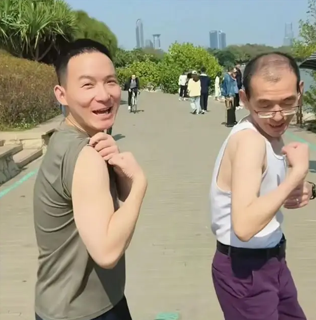 笑不活!谢浩男4条健身视频,结果"招蜂引蝶",秒变成征婚现场