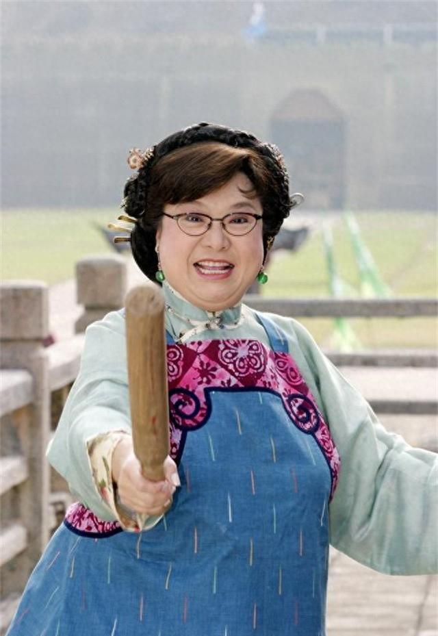 揭秘沈殿霞当年去世真相,当时手脚器官腐烂,家人拔喉脱离苦难