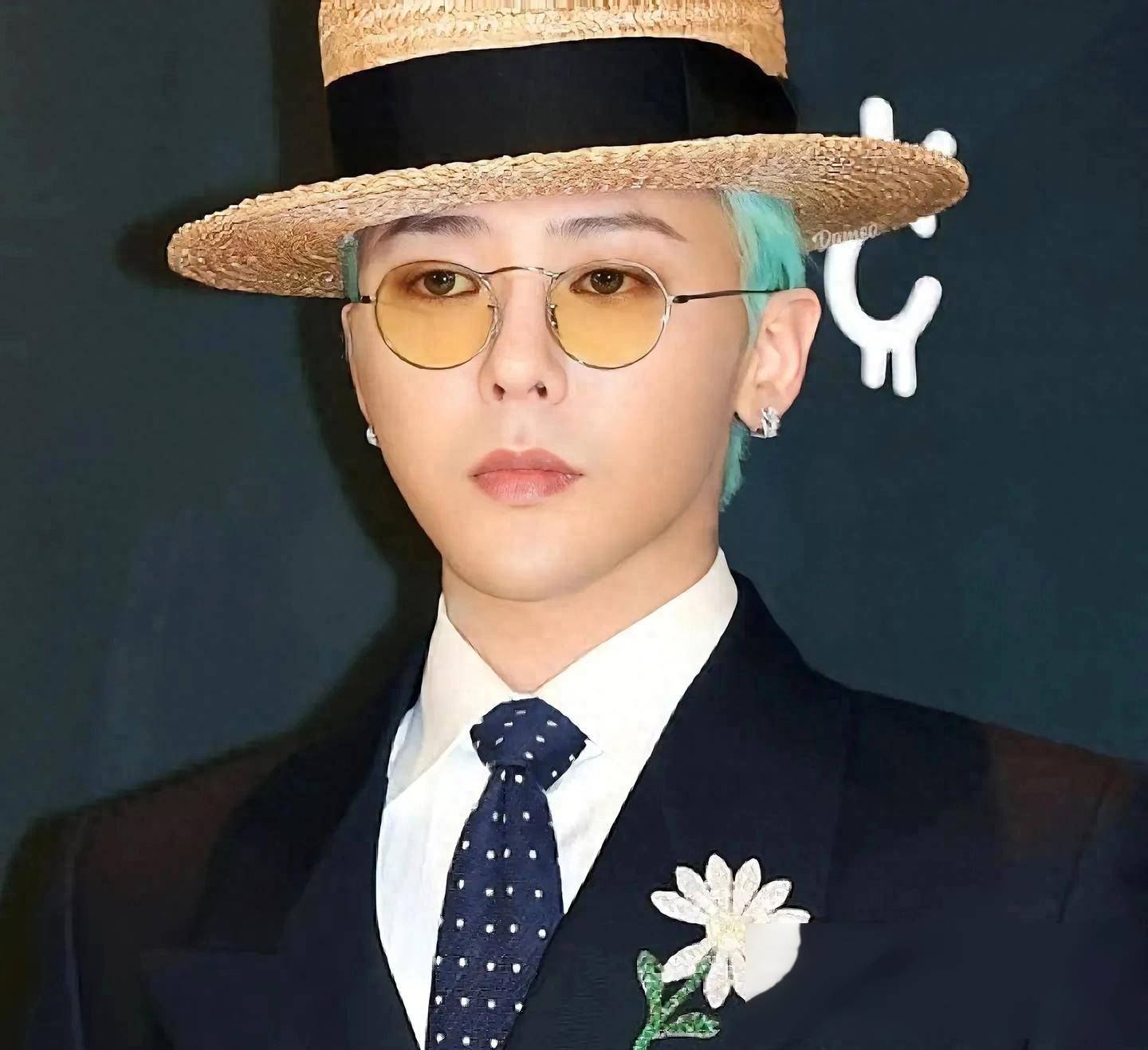 权志龙化身银发战神,首尔舞台16分钟售罄破纪录!