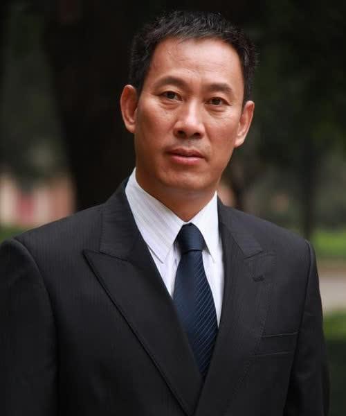 吴京安老了,十四岁定情,神仙爱情硬汉也有软肋!