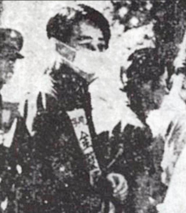 川岛芳子枪决全过程:刑场上戴着口罩,枪决后面目难辨