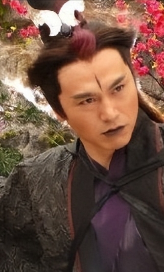 57岁淳于珊珊定居澳大利亚太潇洒!草地上做后空翻,状态不输20岁