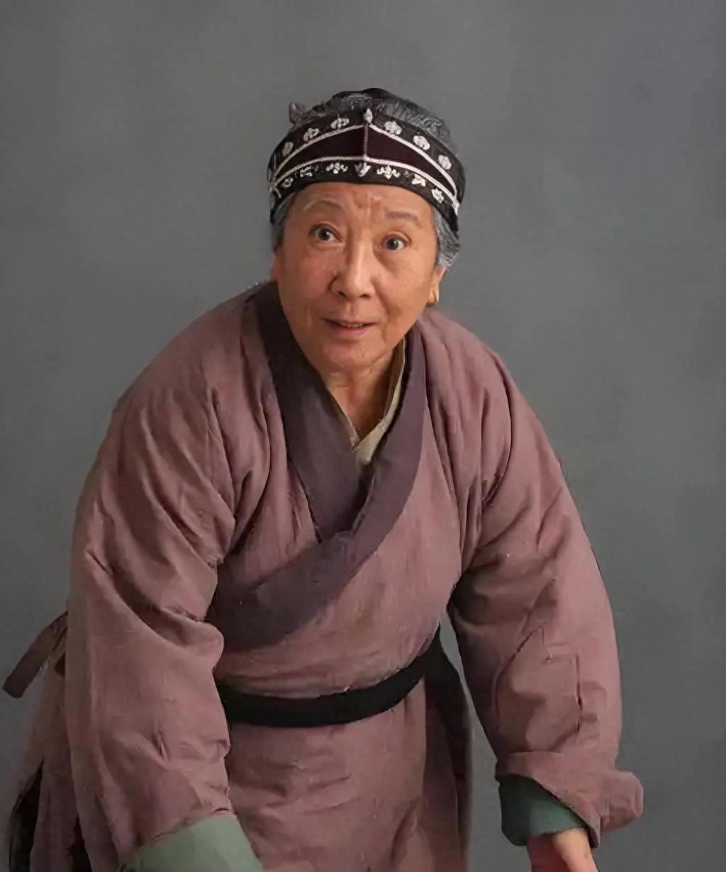 突发!观众恨了30年的刘姥姥走了,76岁演刘姥姥活灵活现