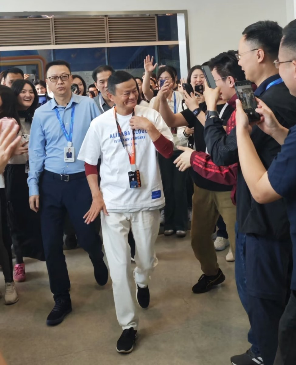 马云突然现身，造访日本顶尖学府，或许是为了AI人才！