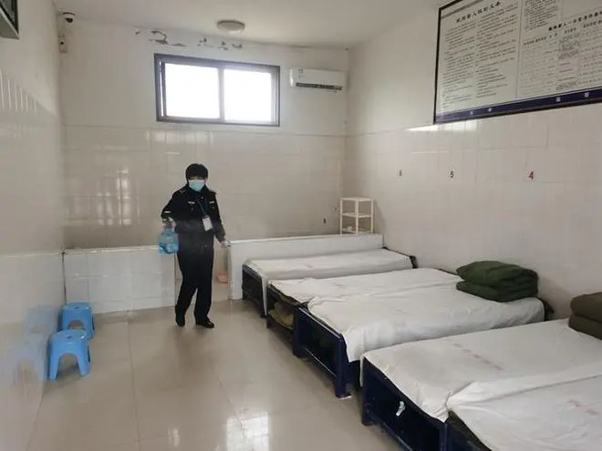 看守所里有艾滋病的人会被释放吗?